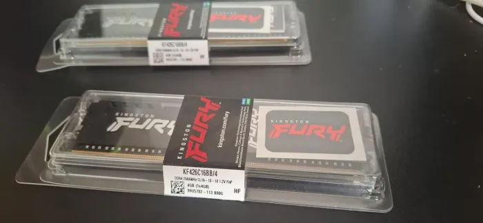 Kit 8GB (2x4GB) DDR4 2666MHz Fury - Dual Channel