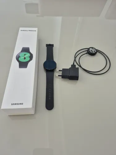 Galaxy Watch4 BT 40mm preto