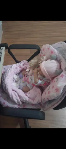 Bebê Reborn Menina Realista Vinil Siliconado + Kit Completo NOVO