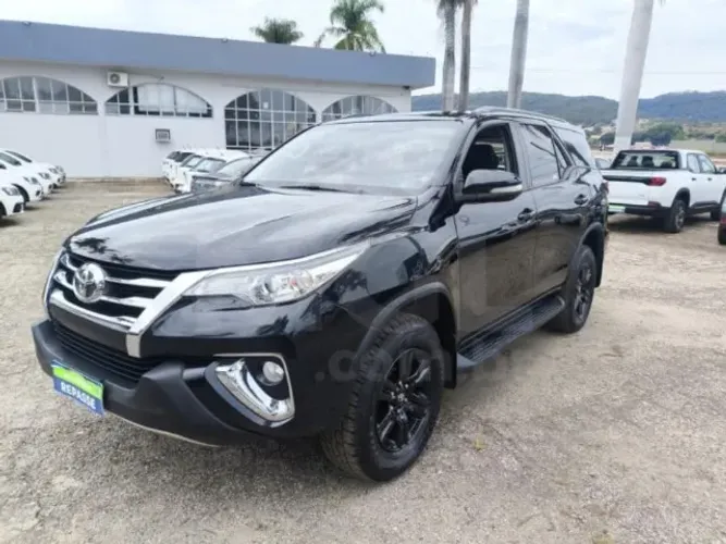 Toyota Hilux CD SR 4X2 2.7 16v/2.7 Flex Aut. 2017