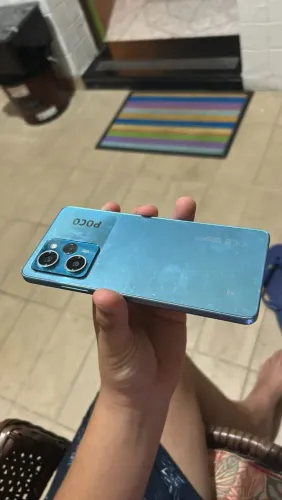 Vendo poco X5 pro usado com um carregador e a caixa