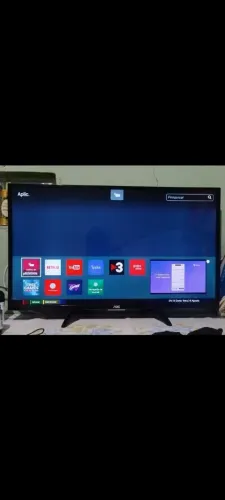 Smart TV 32 AOC 7 m de usos impecável só 499