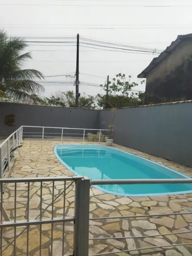 Casa espetacular com, elevador e vaga para 6 carros, vendo ou alugo.