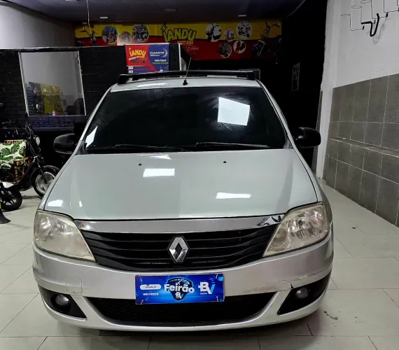 Renault Logan Expression Hi-flex 1.6 8V 4P 2011
