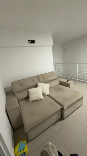 Sofá retrátil e reclinável