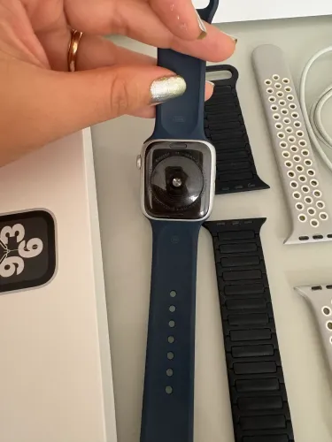 Apple Watche SE 44mm - modelo a2352