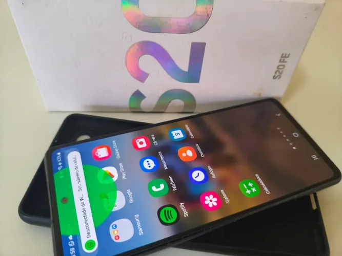 Galaxy s20 fe 6/128 gb