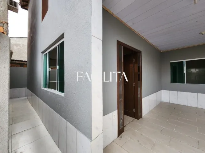 Casa com 2 quartos para locação no bairro Tapera da Base, Florianópolis.