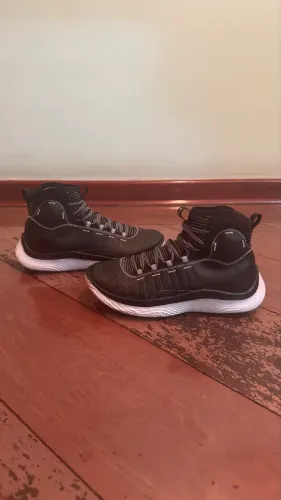 Under Armour Curry flotro 4