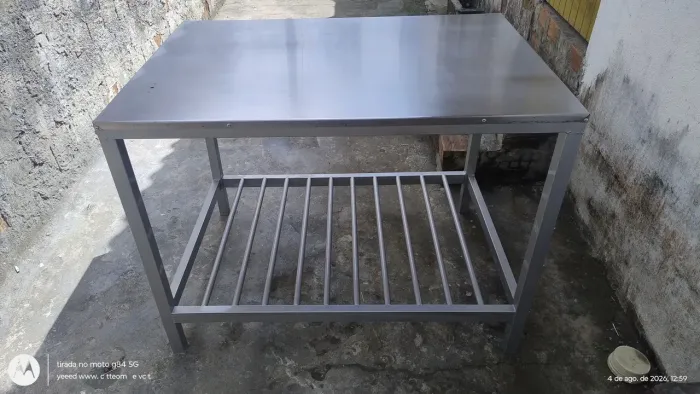 mesa de inox para salgados e doces