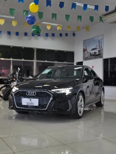 Audi A3 Sed.perf. Black 2.0 TFSI S-tronic 2023