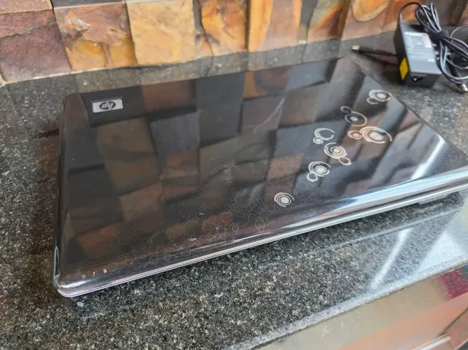 Notebook HP DV7 - para retirada de peças, com 2 fontes