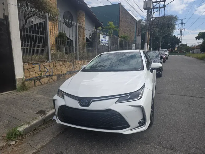 Toyota Corolla Altis Prem. Hybrid 1.8 Flex AUT 2026