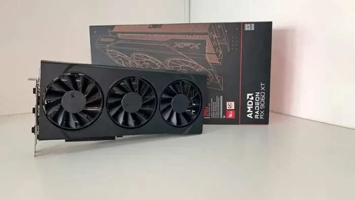 RX 9060XT 16GB XFX TRIPLE FAN
