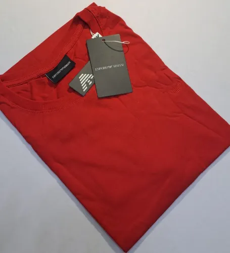 Camiseta Emporio Armani Vermelha