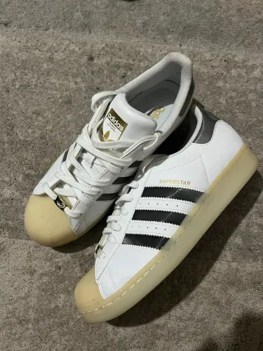 Tênis Adidas Superstar - 42