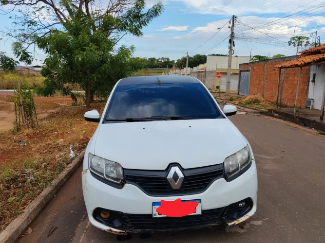 Renault Logan Authentique Hi-flex 1.0 16V 4P 2016