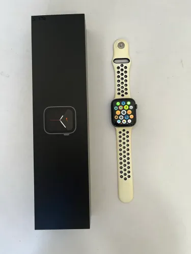 apple watch series 5 nike 44mm