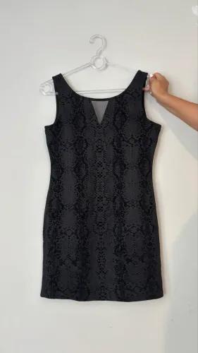 vestido curto preto camurça/ aveludado