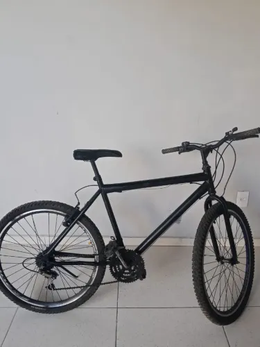 Bike aro 26 excelente! ? Resistente, confortável, bonita e perfeita.