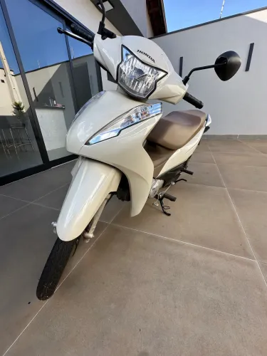 Honda Biz 125 BAIXO KM