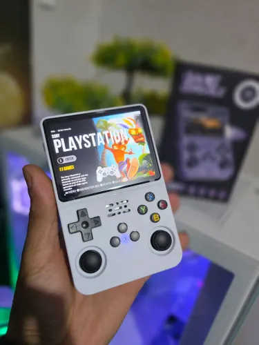 Video game portátil R36S 64GB 15 mil jogos - NOVO