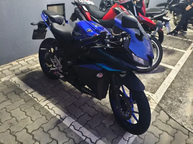 Yamaha R15 2025