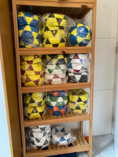 BOLA DE FUTEVÔLEI E FUTMESA MIKASA FT-5