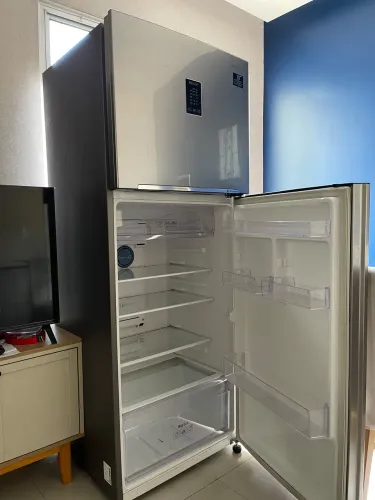Geladeira Samsung 384L Digital Inverter Frost Free - Impecável