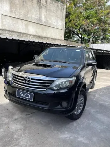 Toyota Hilux SW4 SRV D4-d 4X4 3.0 TDI Dies. AUT 2014