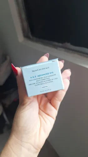 Creme corretor para área dos olhos