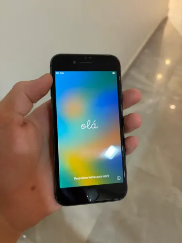 iPhone 8 64GB Preto (Traseira trincada)