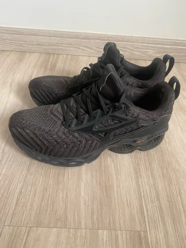 mízuno waveknit