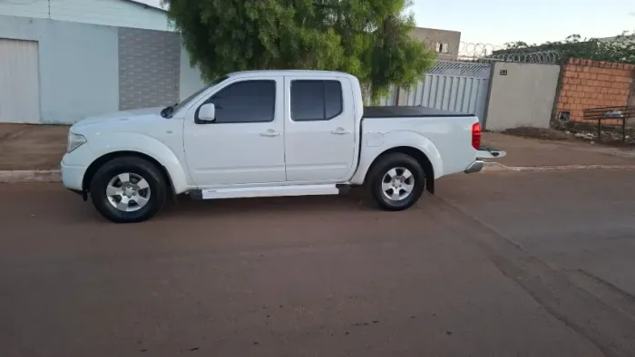 Nissan Frontier XE CD 4X2 2.5 TB Diesel 2013