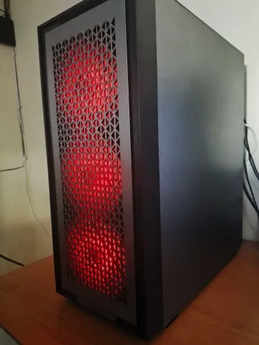 PC GAMER + KIT COMPLETO