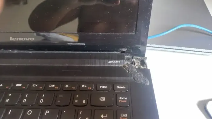 NOTEBOOK LENOVO - USADO - CARCAÇA FUNCIONANDO COM MONITOR