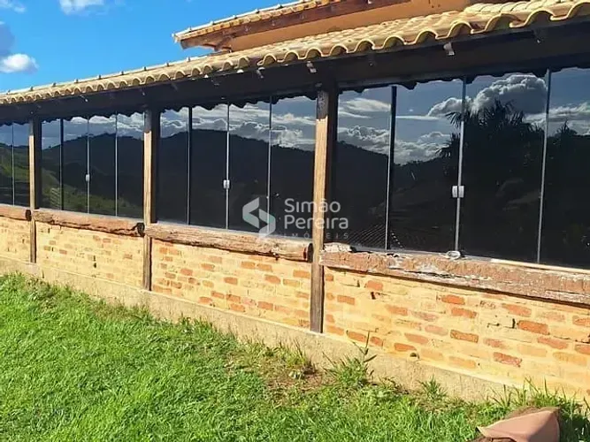Imóvel para venda com 1237m², com 4 quartos em Centro - Simão Pereira - MG