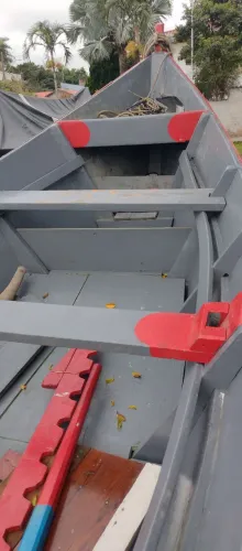Vendo bote em excelente condições
