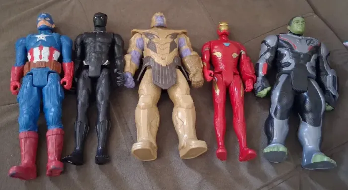 Desapego Bonecos Marvel / DC