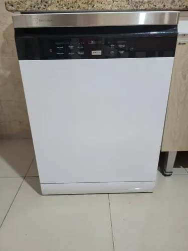 Maquina de lavar louças 14 serviços Electrolux