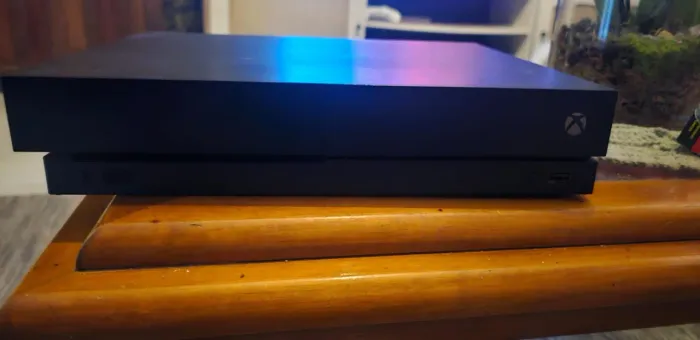 Xbox one x 1 TB