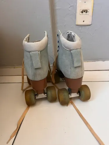 Patins 4 rodas 