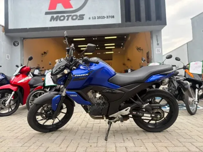 FZ 15 2024 UNICO DONO