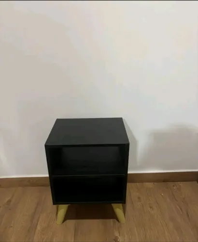 Mesa de cama (ou criado mudo)