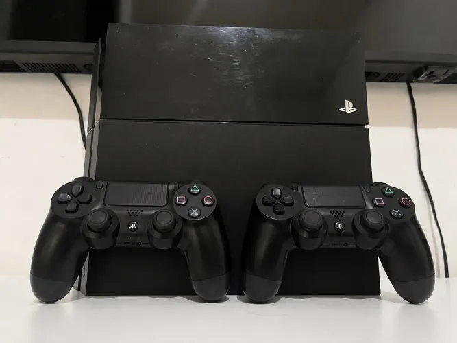 Ps4 Desbloqueado 12.52 2 controles
