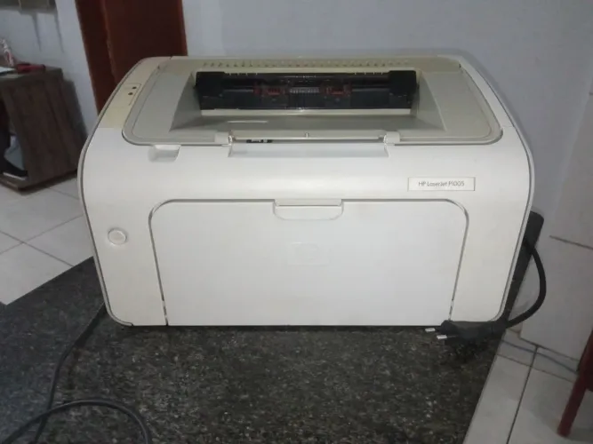 ? HP LaserJet P1005 - Impressora Laser