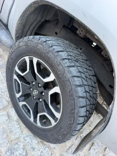 Rodas 20 da Hilux 