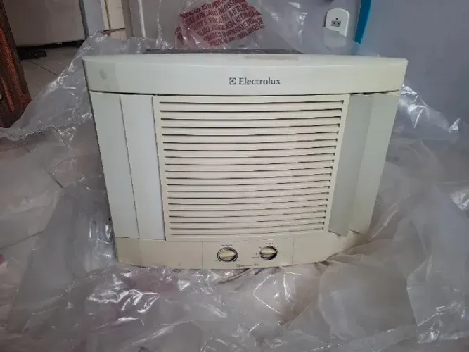 Ar Condicionado de janela Electrolux 7500 BTUS