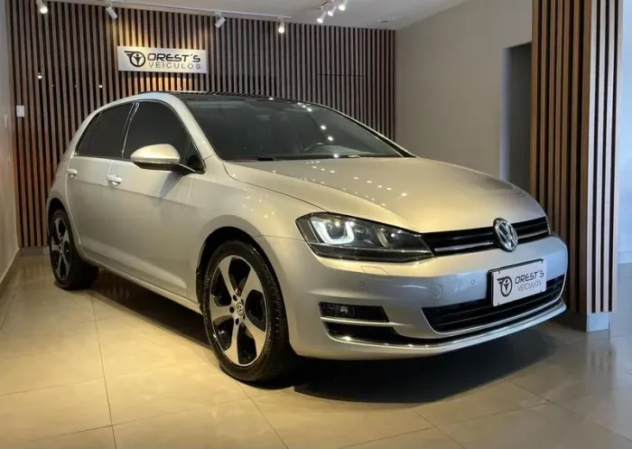 Volkswagen Golf Highline 1.4 TSI Total Flex Aut. 2017