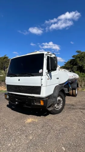 Caminhão pipa
